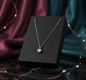 Women necklace silver tone with round pendant