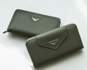 Green women wallet
