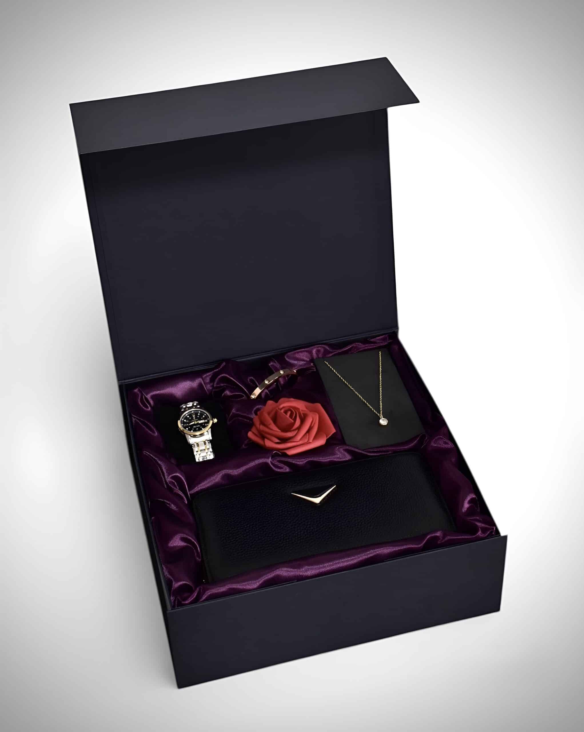 Women’s Signature Set Dark Gold