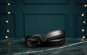 Black leather belt man