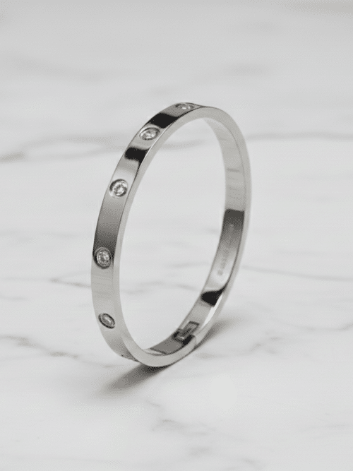 Women silver tone bracelet