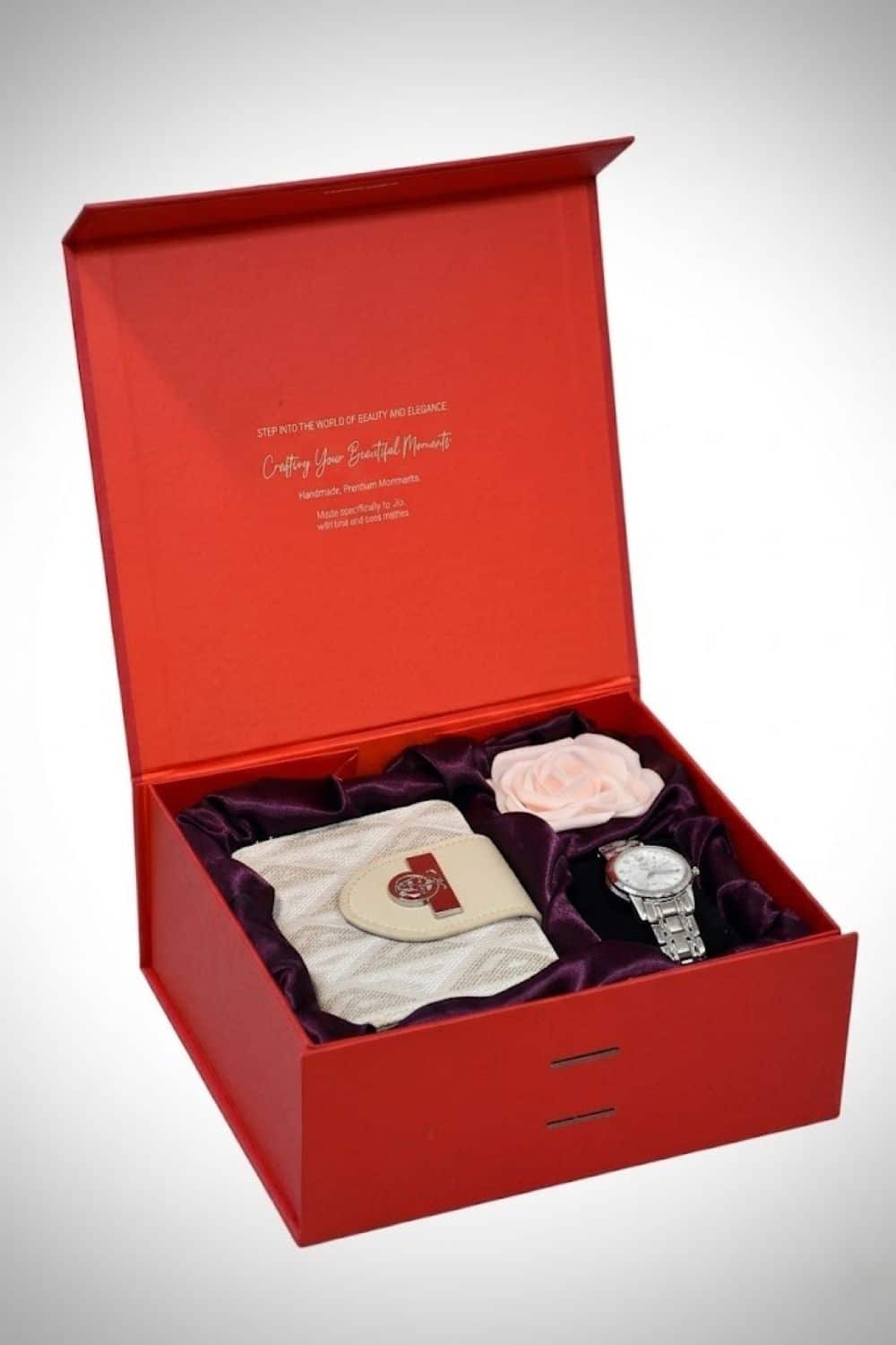 gift for her - red edition