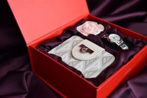 gift for her - red edition