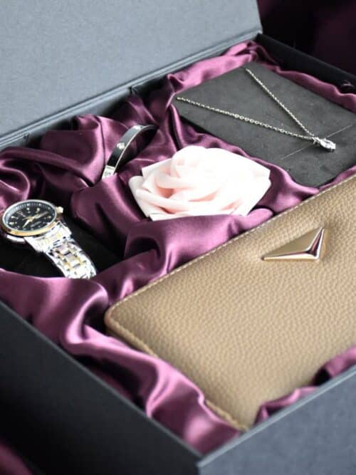 Women Gift Set – Light Brown Edition