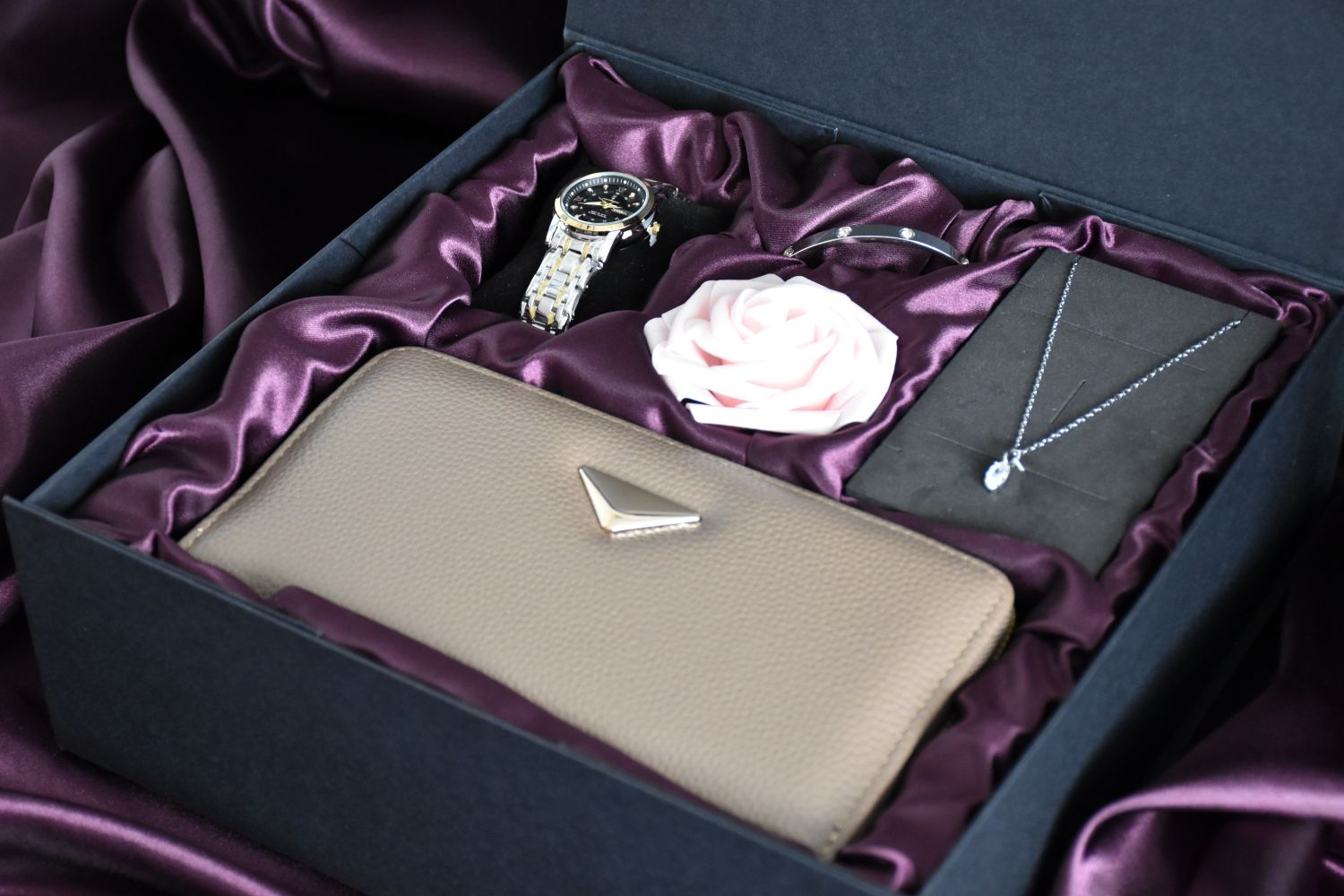 Women Gift Set - Light Brown Edition - Image 6